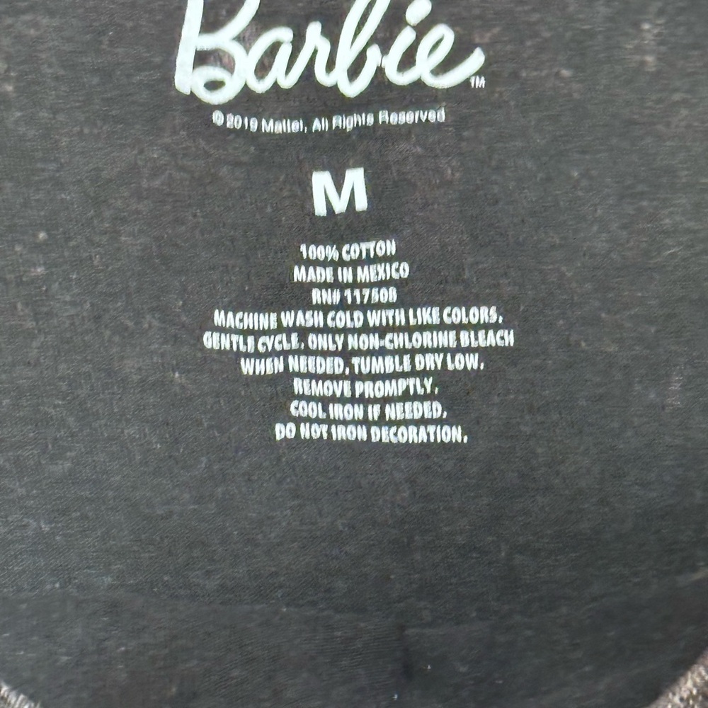Cropped Barbie Graphic t-shirt - Picture 3 of 4
